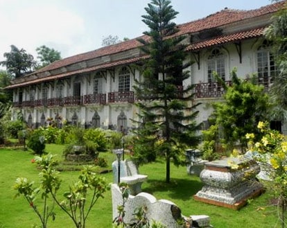 Menezes Braganza Pereira House