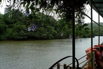 Mayem-Lake.jpg