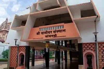 shri-damodar-temple.jpg